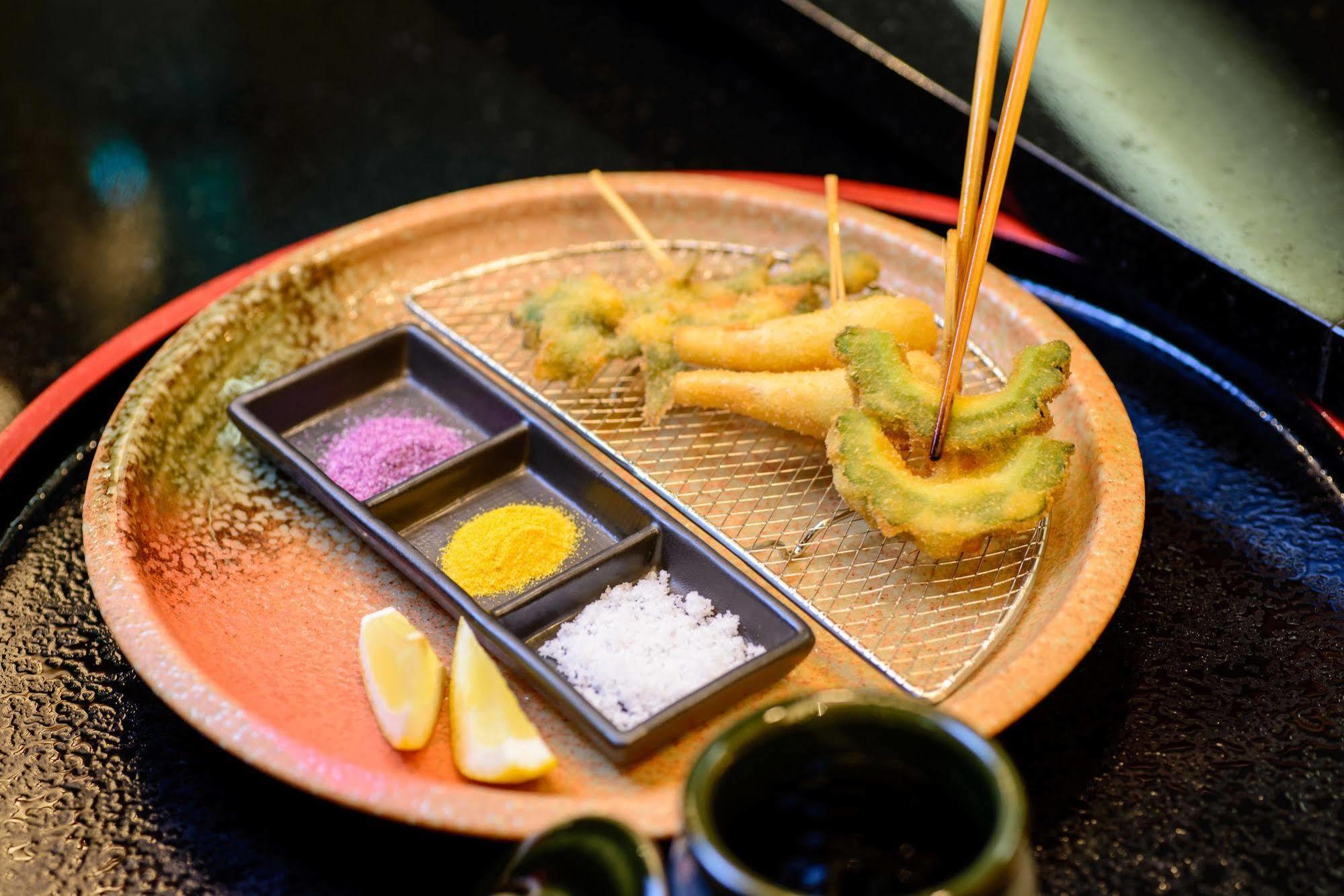 Okinawa Grand Mer Resort Экстерьер фото