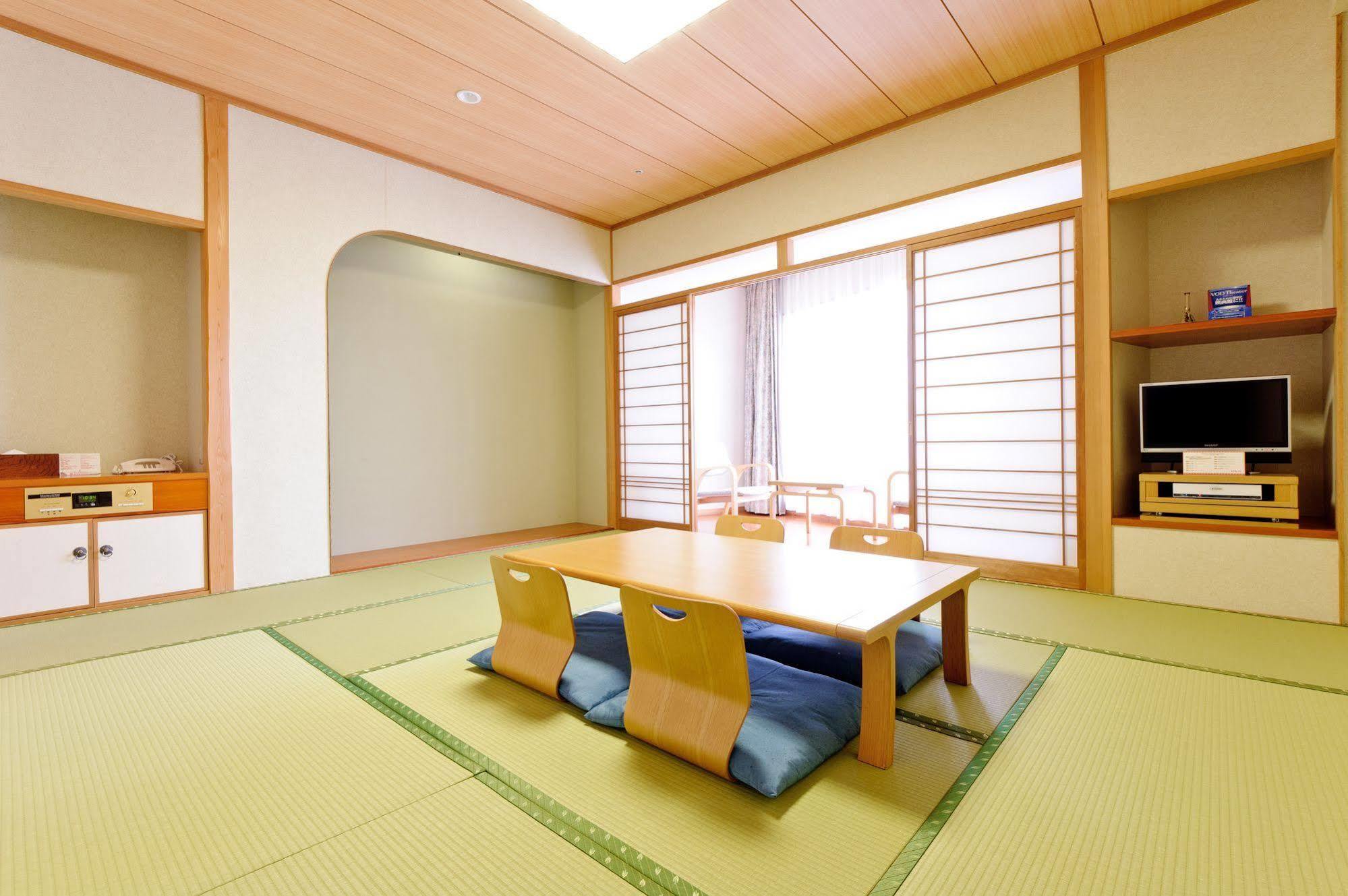 Okinawa Grand Mer Resort Экстерьер фото